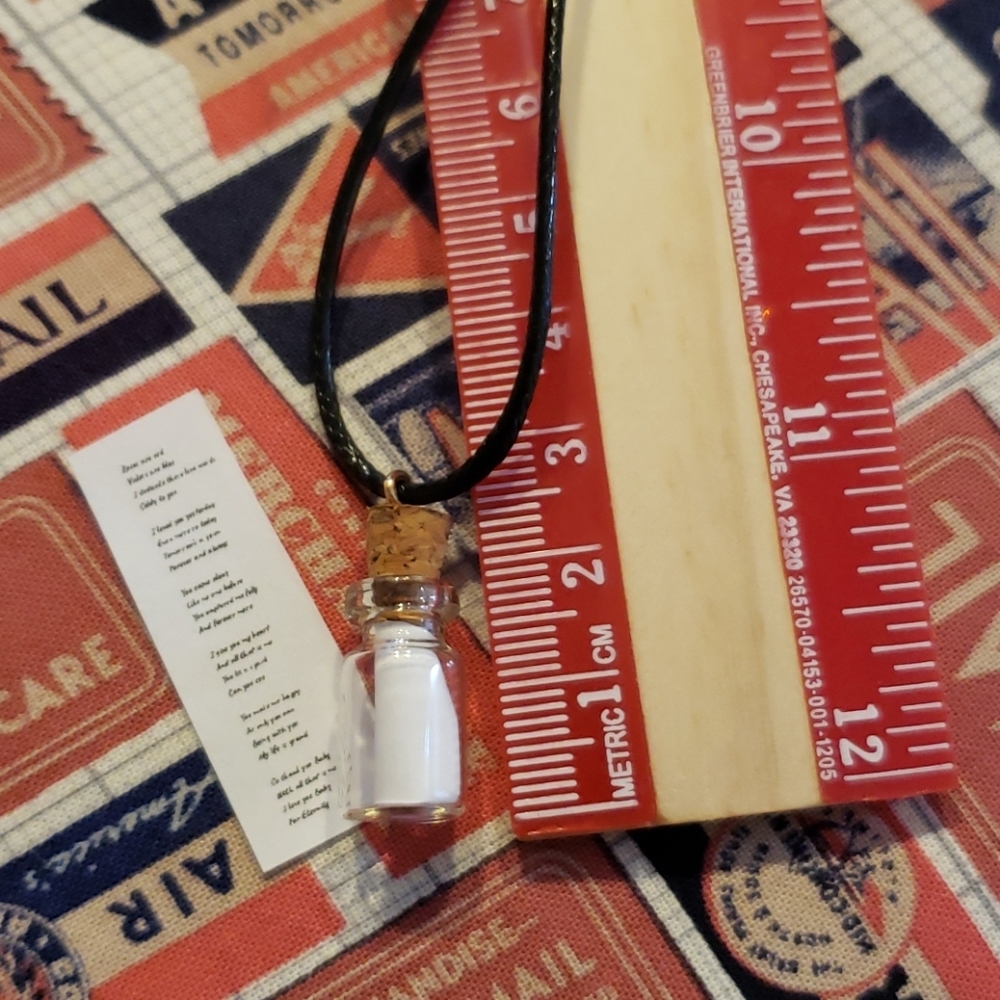 Custom Personalized message in a bottle necklace - Picture 1 of 4